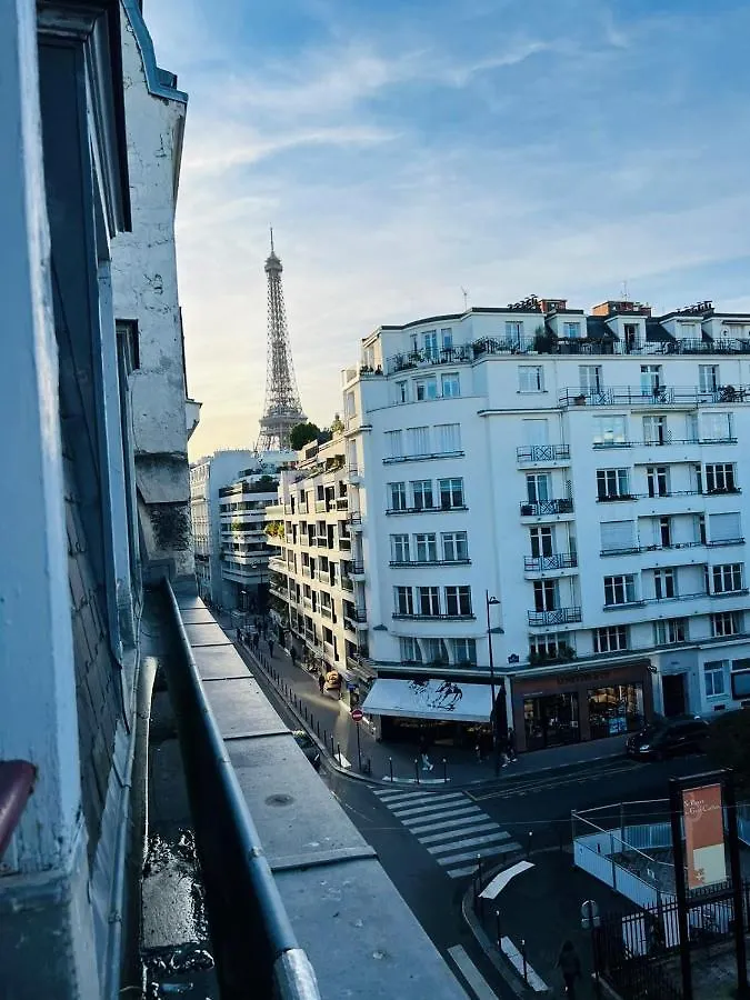Apartamento Saint Dominique - Eiffel Tower View - Paris 7 Francia